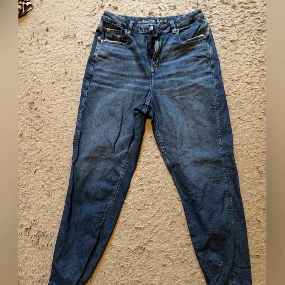 American Eagle Mom Jeans